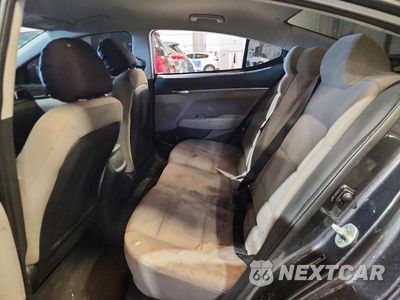 Zdjęcie 10 z 13 samochodu: 2020 HYUNDAI ELANTRA SEL VIN:5NPD84LF7LH575043 - miniatura