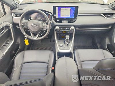 Zdjęcie 8 z 14 samochodu: 2024 TOYOTA RAV4 XSE VIN:JTME6RFV8RJ052480 - miniatura