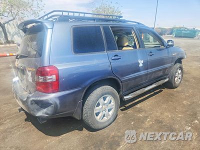 Trzecie zdjęcie samochodu z tyłu: 2004 TOYOTA HIGHLANDER LIMITED VIN:JTEEP21A740061528 - miniatura