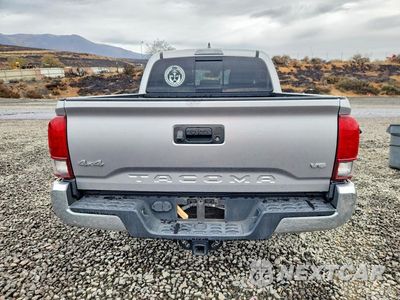 Zdjęcie 6 z 12 samochodu: 2018 TOYOTA TACOMA SR5 V6 VIN:3TMCZ5AN5JM141610 - miniatura