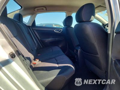 Zdjęcie 10 z 12 samochodu: 2018 NISSAN SENTRA SV VIN:3N1AB7AP6JY341643 - miniatura