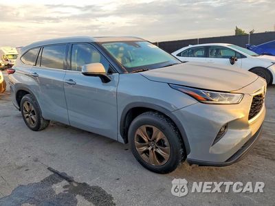 Czwarte zdjęcie samochodu z boku: 2022 TOYOTA HIGHLANDER HYBRID BRONZE EDITION VIN:5TDAARAH2NS514429 - miniatura