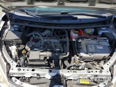Zdjęcie 11 z 12 samochodu: 2014 TOYOTA PRIUS C ONE VIN:JTDKDTB32E1566927 - miniatura