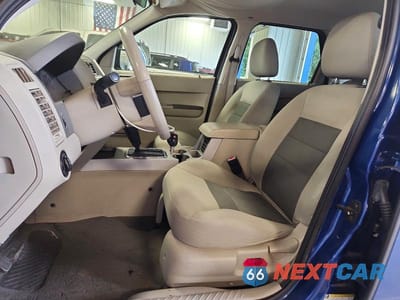 Zdjęcie 7 z 13 samochodu: 2008 FORD ESCAPE XLT VIN:1FMCU93108KA76498 - miniatura