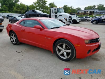Czwarte zdjęcie samochodu z boku: 2010 CHEVROLET CAMARO LT VIN:2G1FC1EV7A9172862 - miniatura