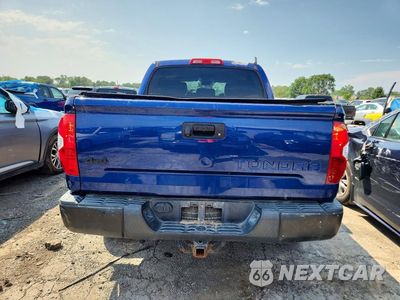 Zdjęcie 6 z 12 samochodu: 2014 TOYOTA TUNDRA CREWMAX SR5 VIN:5TFDW5F19EX344700 - miniatura
