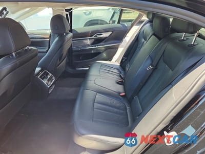 Zdjęcie 10 z 12 samochodu: 2019 BMW 740 I VIN:WBA7E2C52KB216777 - miniatura