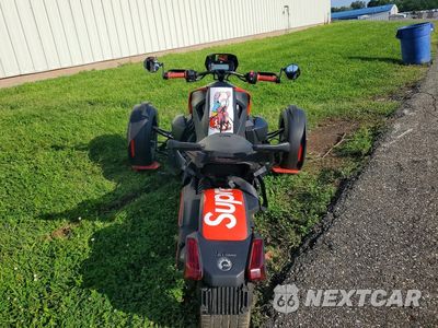 Czwarte zdjęcie samochodu z boku: 2021 CAN-AM RYKER VIN:3JB2FEF27MJ000209 - miniatura