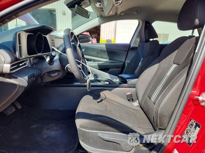 Zdjęcie 7 z 12 samochodu: 2023 HYUNDAI ELANTRA SEL VIN:KMHLM4AGXPU430878 - miniatura