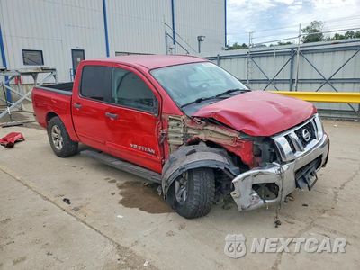 Czwarte zdjęcie samochodu z boku: 2010 NISSAN TITAN SE VIN:1N6AA0EC1AN310616 - miniatura