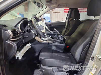Zdjęcie 7 z 14 samochodu: 2020 MITSUBISHI ECLIPSE CROSS ES VIN:JA4AS3AA3LZ012953 - miniatura