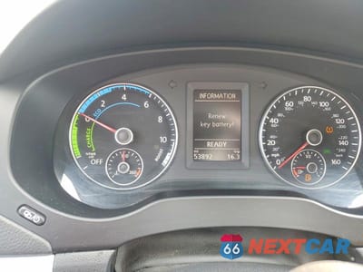 Zdjęcie 9 z 12 samochodu: 2013 VOLKSWAGEN JETTA HYBRID VIN:3VW637AJXDM295156 - miniatura