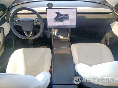 Zdjęcie 8 z 13 samochodu: 2026 TESLA MODEL Y VIN:7SAYGDEE9TF448353 - miniatura