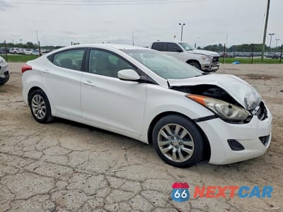 Czwarte zdjęcie samochodu z boku: 2011 HYUNDAI ELANTRA GLS VIN:5NPDH4AE8BH059525 - miniatura