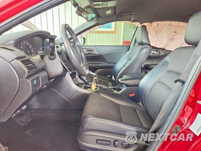 Zdjęcie 7 z 12 samochodu: 2016 HONDA ACCORD SPORT VIN:1HGCR2F51GA176918 - miniatura