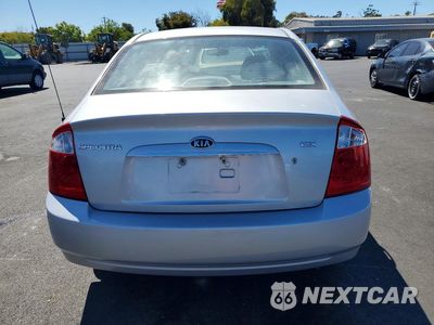 Zdjęcie 6 z 12 samochodu: 2004 KIA SPECTRA LX VIN:KNAFE122145026127 - miniatura