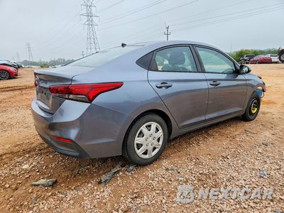 Trzecie zdjęcie samochodu z tyłu: 2019 HYUNDAI ACCENT SE VIN:3KPC24A33KE042891 - miniatura