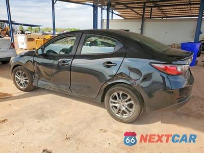 Drugie zdjęcie samochodu z przodu: 2019 TOYOTA YARIS LE VIN:3MYDLBYV8KY503239 - miniatura