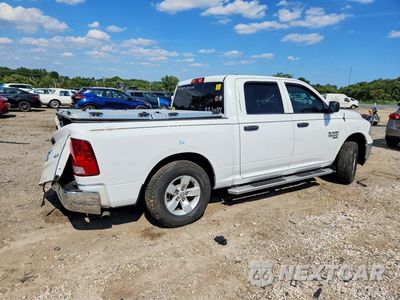 Trzecie zdjęcie samochodu z tyłu: 2019 RAM 1500 CLASSIC TRADESMAN VIN:1C6RR7KG1KS532940 - miniatura