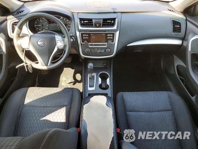 Zdjęcie 8 z 12 samochodu: 2016 NISSAN ALTIMA 2.5 S VIN:1N4AL3AP3GN304080 - miniatura