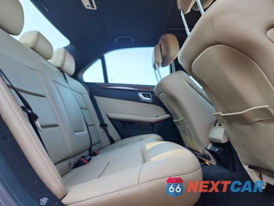 Zdjęcie 10 z 12 samochodu: 2013 MERCEDES-BENZ E 350 VIN:WDDHF5KB1DA772641 - miniatura