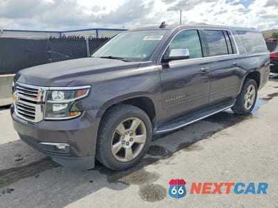2017 CHEVROLET SUBURBAN K1500 PREMIER 1GNSKJKC9HR149313 - główne zdjęcie licytacji z USA - miniatura