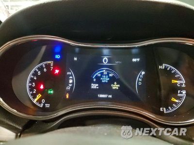 Zdjęcie 9 z 14 samochodu: 2019 JEEP GRAND CHEROKEE LAREDO VIN:1C4RJFAG1KC802416 - miniatura