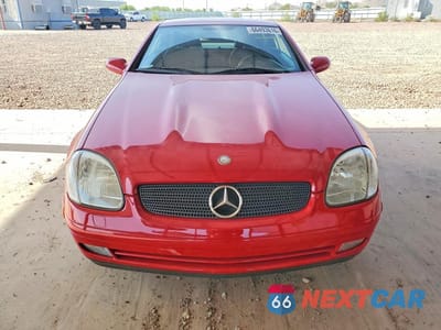Piąte zdjęcie samochodu w środku: 1998 MERCEDES-BENZ SLK 230 KOMPRESSOR VIN:WDBKK47F5WF027753 - miniatura