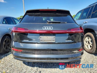 Zdjęcie 6 z 13 samochodu: 2021 AUDI E-TRON PRESTIGE VIN:WA1VABGE5MB038148 - miniatura