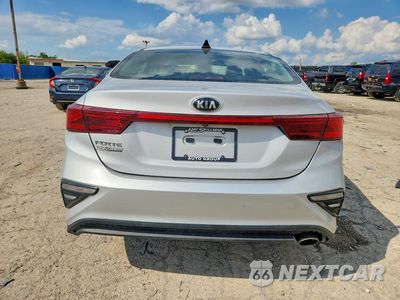 Zdjęcie 6 z 13 samochodu: 2021 KIA FORTE LXS VIN:3KPF24AD3ME352970 - miniatura