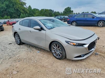 Czwarte zdjęcie samochodu z boku: 2026 MAZDA 3 PREFERRED VIN:JM1BPACL0T1872967 - miniatura