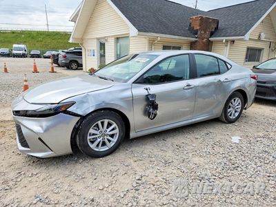 2026 TOYOTA CAMRY LE 4T1DAACK7TU738176 - główne zdjęcie licytacji z USA - miniatura
