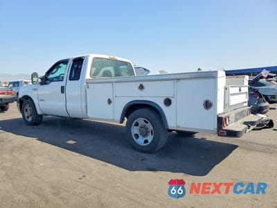 Drugie zdjęcie samochodu z przodu: 2007 FORD F350 SRW SUPER DUTY VIN:1FDWX34P17EB43031 - miniatura