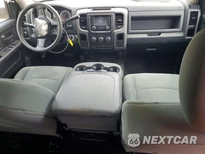 Zdjęcie 8 z 13 samochodu: 2015 RAM 2500 ST VIN:3C6TR5HT3FG577387 - miniatura