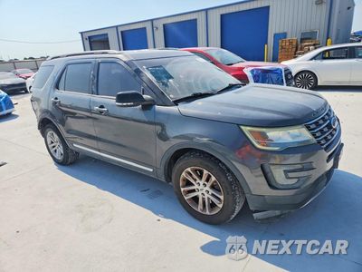 Czwarte zdjęcie samochodu z boku: 2017 FORD EXPLORER XLT VIN:1FM5K7D89HGB39583 - miniatura