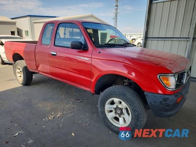 Czwarte zdjęcie samochodu z boku: 1997 TOYOTA TACOMA BASE VIN:4TAWM72N4VZ260657 - miniatura