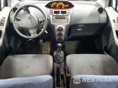 Zdjęcie 8 z 12 samochodu: 2010 TOYOTA YARIS VIN:JTDKT9K39A5297592 - miniatura