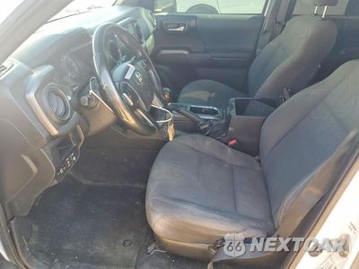 Zdjęcie 7 z 12 samochodu: 2017 TOYOTA TACOMA TRD SPORT VIN:3TMAZ5CNXHM037130 - miniatura