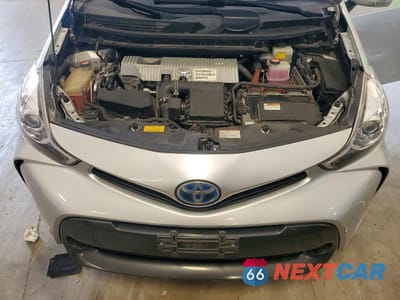 Zdjęcie 12 z 13 samochodu: 2015 TOYOTA PRIUS V FIVE VIN:JTDZN3EU8FJ029917 - miniatura