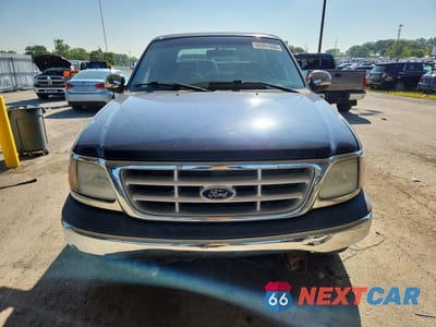 Piąte zdjęcie samochodu w środku: 2002 FORD F150 SUPERCREW VIN:1FTRW07L92KD44035 - miniatura