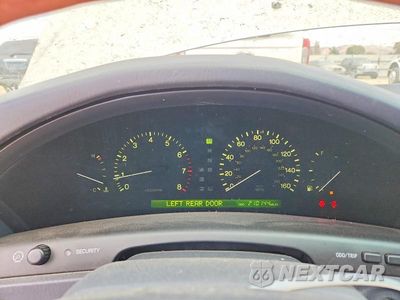 Zdjęcie 9 z 13 samochodu: 2000 LEXUS LS 400 VIN:JT8BH28F7Y0181615 - miniatura