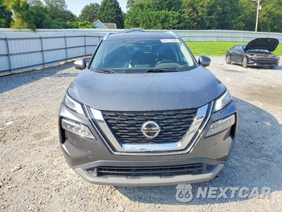Piąte zdjęcie samochodu w środku: 2021 NISSAN ROGUE SV VIN:5N1AT3BA3MC820513 - miniatura