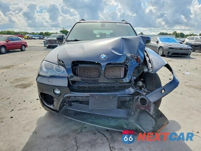 Piąte zdjęcie samochodu w środku: 2013 BMW X5 XDRIVE35I VIN:5UXZV4C55D0E02563 - miniatura
