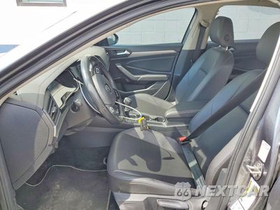 Zdjęcie 7 z 13 samochodu: 2019 VOLKSWAGEN JETTA S VIN:3VWC57BU6KM188379 - miniatura