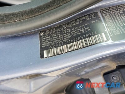 Zdjęcie 12 z 12 samochodu: 2002 BMW 325 I VIN:WBAET37462NG78944 - miniatura