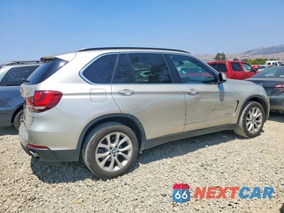 Trzecie zdjęcie samochodu z tyłu: 2016 BMW X5 SDRIVE35I VIN:5UXKR2C55G0R70033 - miniatura