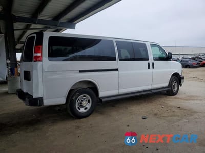 Trzecie zdjęcie samochodu z tyłu: 2025 CHEVROLET EXPRESS G3500 LT VIN:1GAZGPFP2S1254198 - miniatura