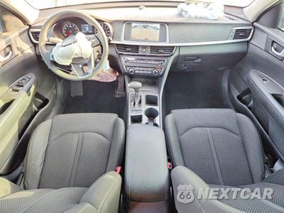 Zdjęcie 8 z 12 samochodu: 2019 KIA OPTIMA LX VIN:5XXGT4L31KG329665 - miniatura