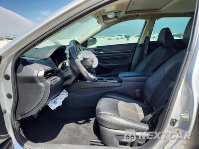 Zdjęcie 7 z 13 samochodu: 2019 NISSAN ALTIMA SR VIN:1N4BL4CV0KN316086 - miniatura