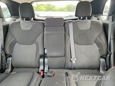 Zdjęcie 10 z 13 samochodu: 2015 JEEP CHEROKEE LATITUDE VIN:1C4PJMCS0FW758250 - miniatura